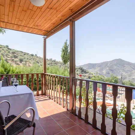 Casa Olivas Sayalonga